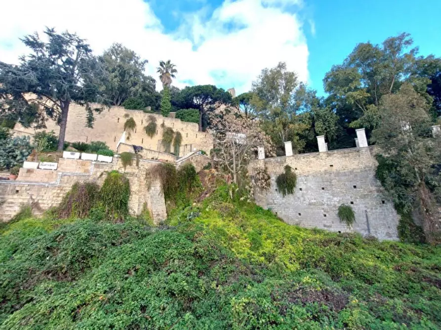 Immagine 19 di Palazzo in vendita  in Rampe di Petraio, N. 21 Bis a Napoli