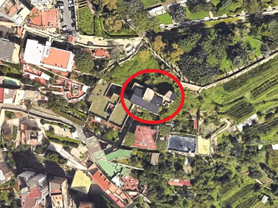 Immagine 27 di Palazzo in vendita  in Rampe di Petraio, N. 21 Bis a Napoli