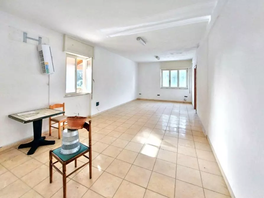 Immagine 9 di Hotel in vendita  in Via Domiziana, N. Km 36+300 a Castel Volturno