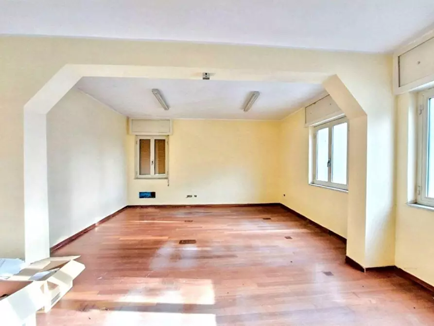 Immagine 11 di Hotel in vendita  in Via Domiziana, N. Km 36+300 a Castel Volturno