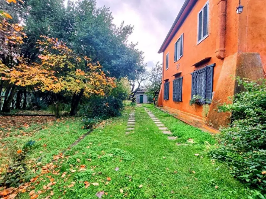 Immagine 2 di Villa in vendita  in Strada Banditella, N. 9 a Latina