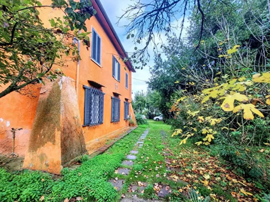 Immagine 3 di Villa in vendita  in Strada Banditella, N. 9 a Latina