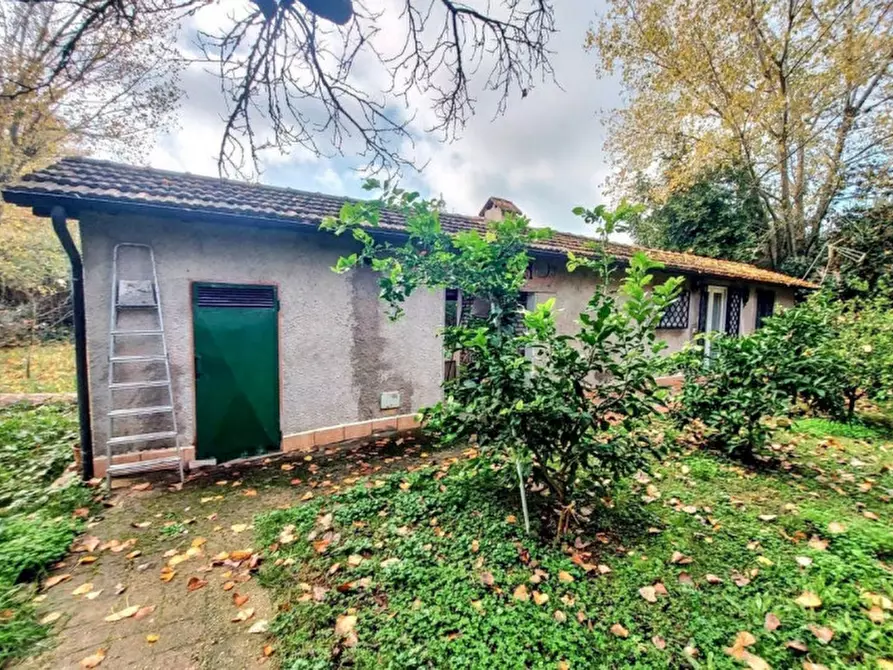 Immagine 4 di Villa in vendita  in Strada Banditella, N. 9 a Latina