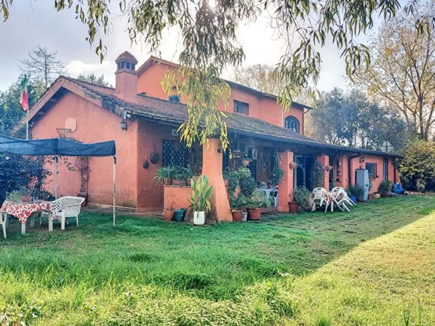 Immagine 7 di Villa in vendita  in Strada Banditella, N. 9 a Latina