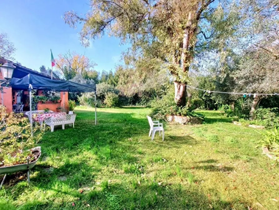 Immagine 8 di Villa in vendita  in Strada Banditella, N. 9 a Latina