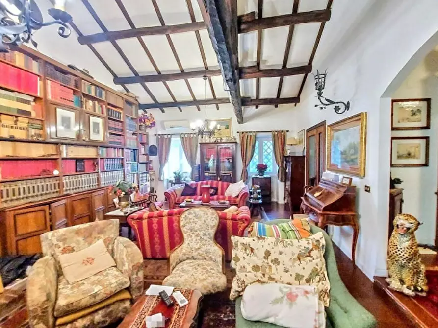 Immagine 15 di Villa in vendita  in Strada Banditella, N. 9 a Latina