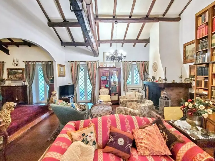 Immagine 16 di Villa in vendita  in Strada Banditella, N. 9 a Latina