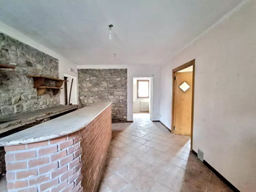 Immagine 8 di Palazzo in vendita  in Loc. Bosconure, SS 654, N. snc a Ferriere