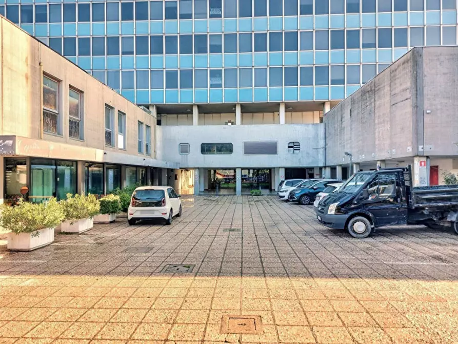 Immagine 10 di Ufficio in vendita  in Via Sergio Cavina, N. 9-11 a Ravenna