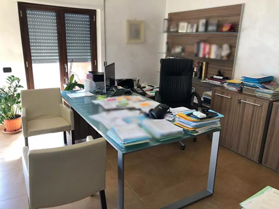 Immagine 2 di Ufficio in vendita  in Via Ferdinando II di Borbone, N. Snc a Montalto Uffugo