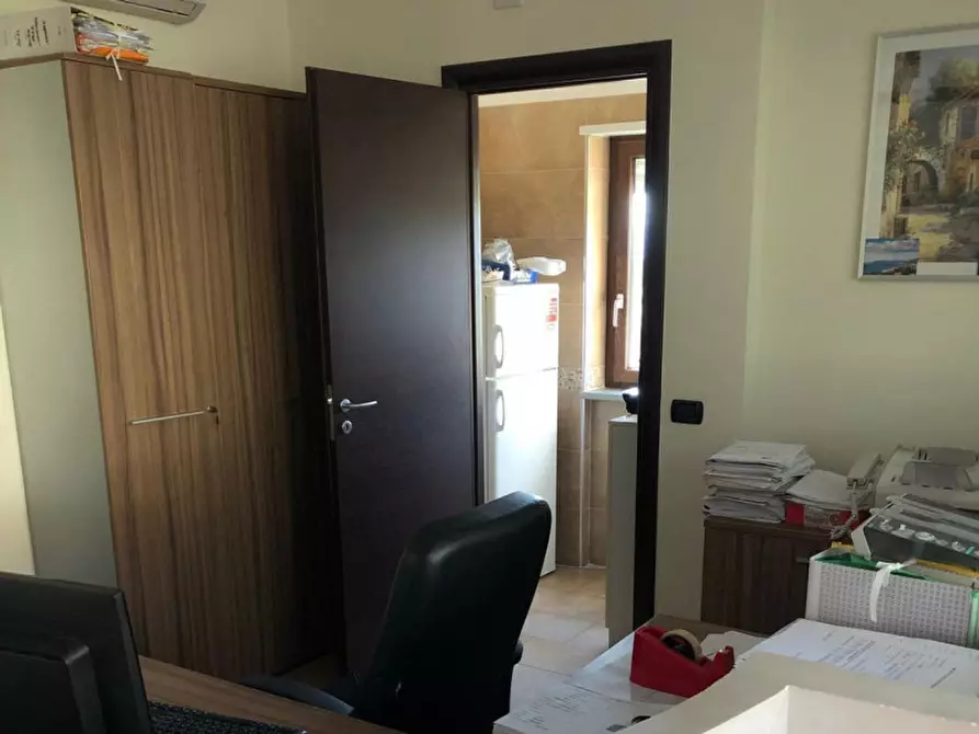 Immagine 4 di Ufficio in vendita  in Via Ferdinando II di Borbone, N. Snc a Montalto Uffugo