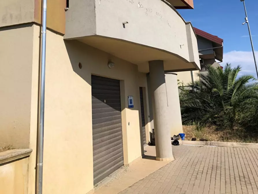 Immagine 9 di Ufficio in vendita  in Via Ferdinando II di Borbone, N. Snc a Montalto Uffugo