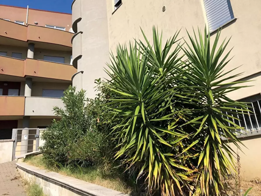 Immagine 10 di Ufficio in vendita  in Via Ferdinando II di Borbone, N. Snc a Montalto Uffugo