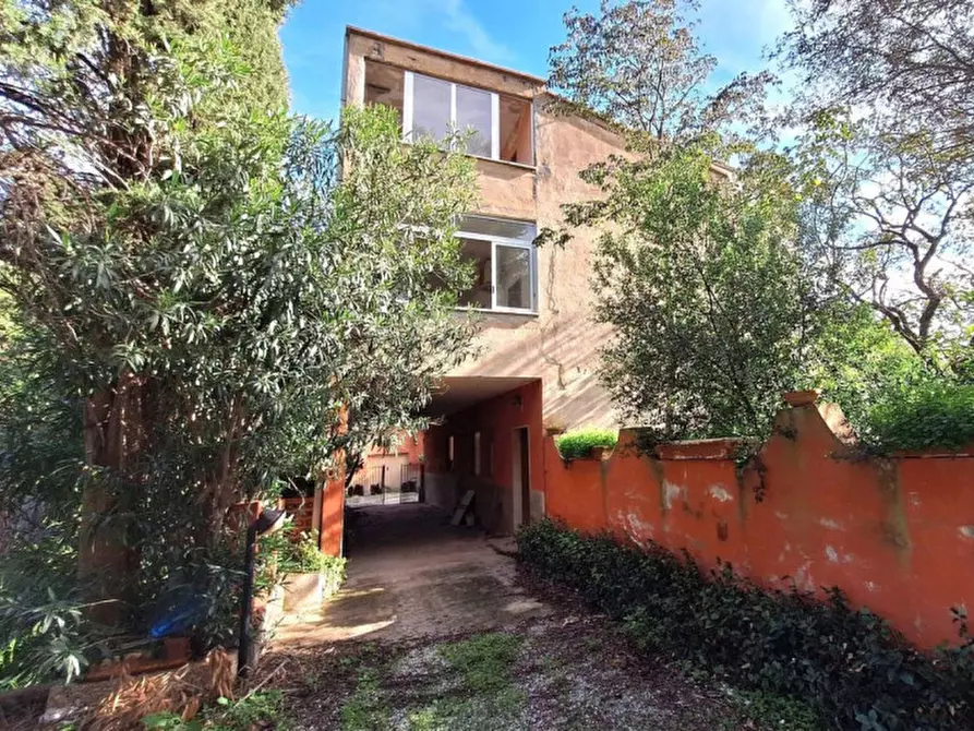 Immagine 4 di Palazzo in vendita  in Via delle Mandorle, N. 23 a Valderice