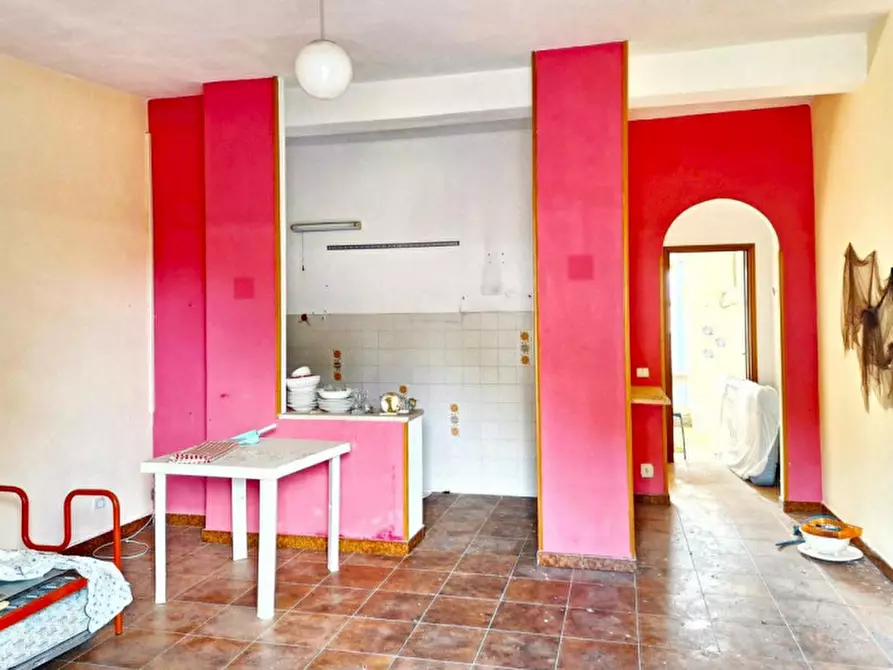 Immagine 5 di Palazzo in vendita  in Via delle Mandorle, N. 23 a Valderice