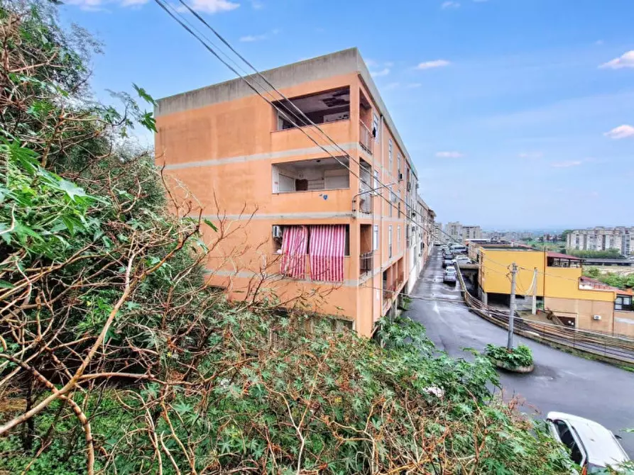 Immagine 5 di Appartamento in vendita  in Viale San Teodoro, Loc Librino, N. 11 a Catania