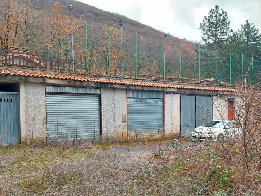 Immagine 4 di Posto auto in vendita  in Capradosso, N. Snc a Petrella Salto