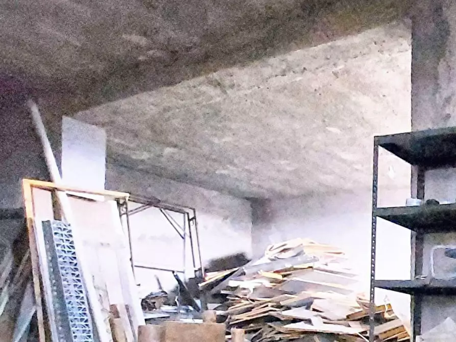 Immagine 5 di Posto auto in vendita  in Capradosso, N. Snc a Petrella Salto