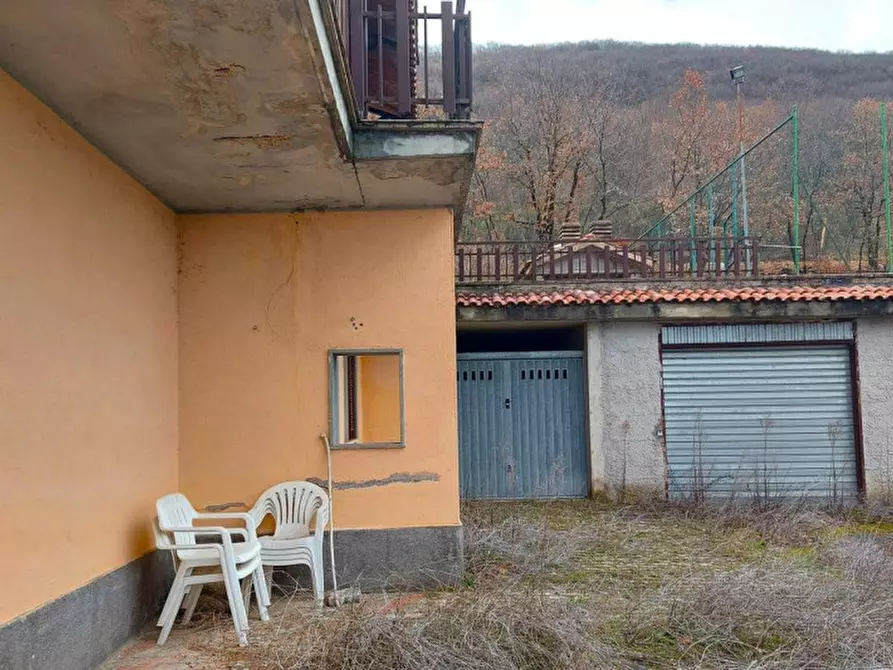 Immagine 6 di Posto auto in vendita  in Capradosso, N. Snc a Petrella Salto