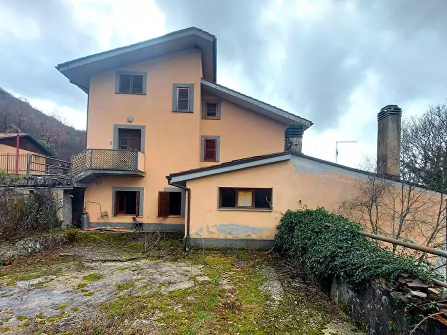 Immagine 9 di Posto auto in vendita  in Capradosso, N. Snc a Petrella Salto