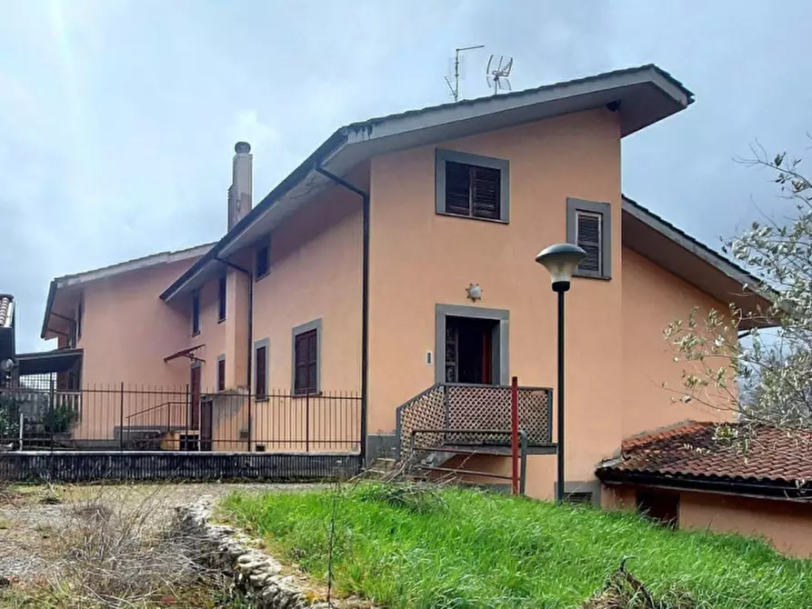 Immagine 2 di Appartamento in vendita  in Capradosso, N. Snc a Petrella Salto