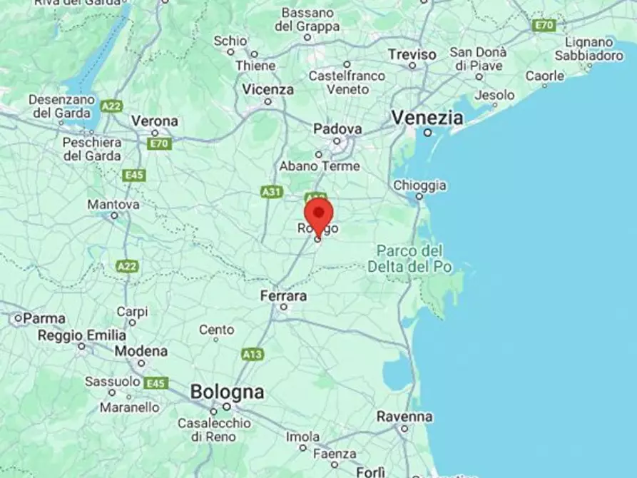 Immagine 13 di Posto auto in vendita  in Via Umberto I, N. 37 a Rovigo