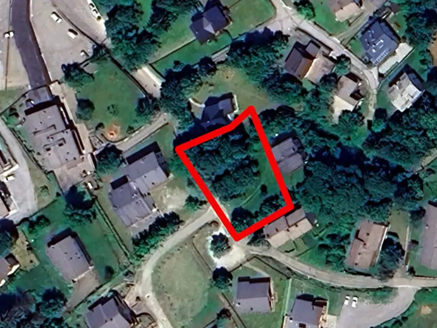 Immagine 12 di Terreno in vendita  in Via Bernabé, N. 71 a Pievepelago