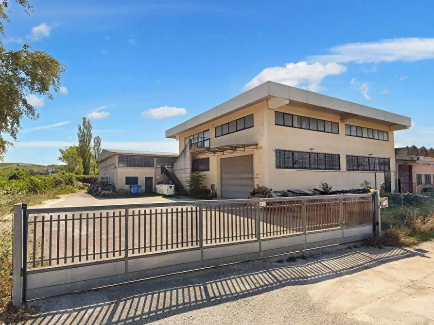 Immagine 1 di Capannone industriale in vendita  in Via Guglielmo Marconi, N. 30 a Gambassi Terme