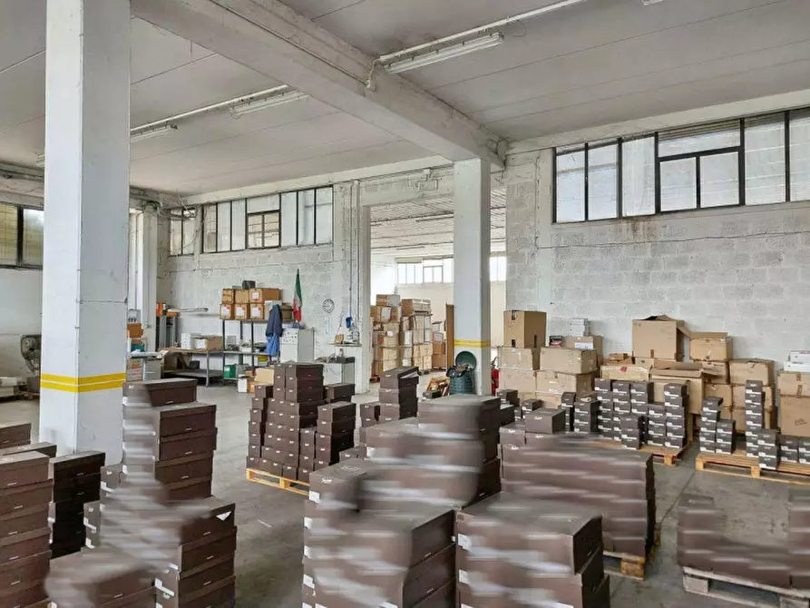 Immagine 5 di Capannone industriale in vendita  in Via Guglielmo Marconi, N. 30 a Gambassi Terme