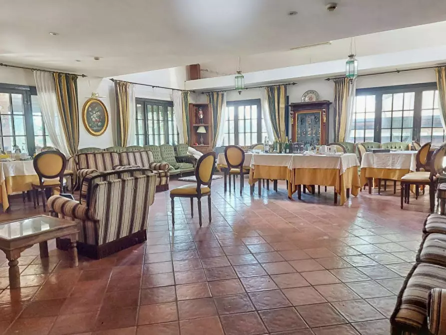 Immagine 13 di Agriturismo in vendita  in Via della Marmotta, N. snc a Anguillara Sabazia