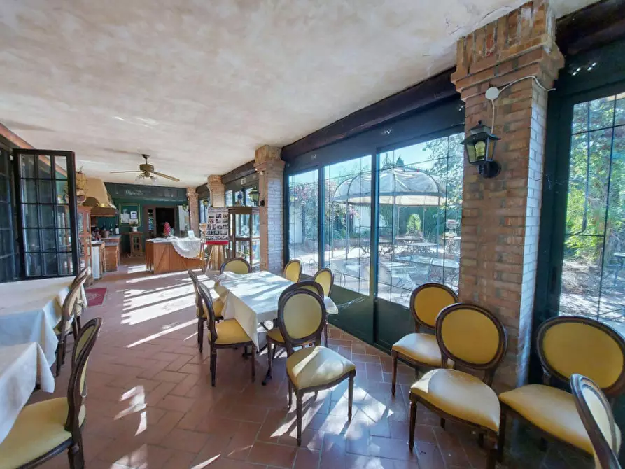 Immagine 14 di Agriturismo in vendita  in Via della Marmotta, N. snc a Anguillara Sabazia