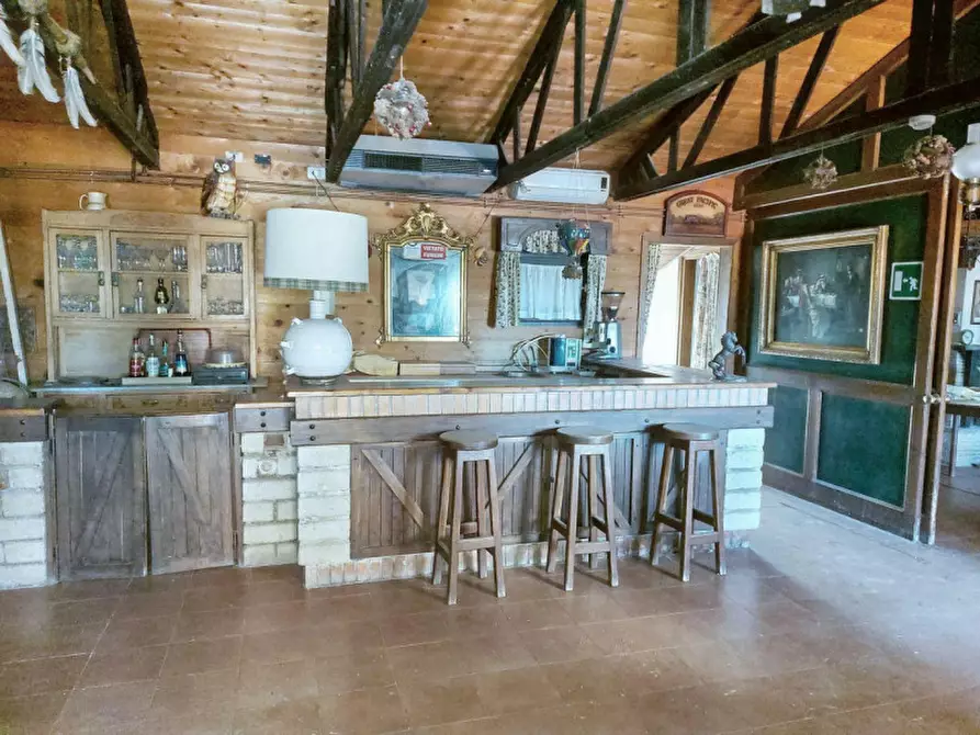 Immagine 15 di Agriturismo in vendita  in Via della Marmotta, N. snc a Anguillara Sabazia