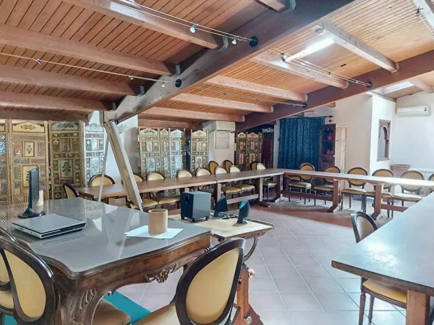 Immagine 22 di Agriturismo in vendita  in Via della Marmotta, N. snc a Anguillara Sabazia