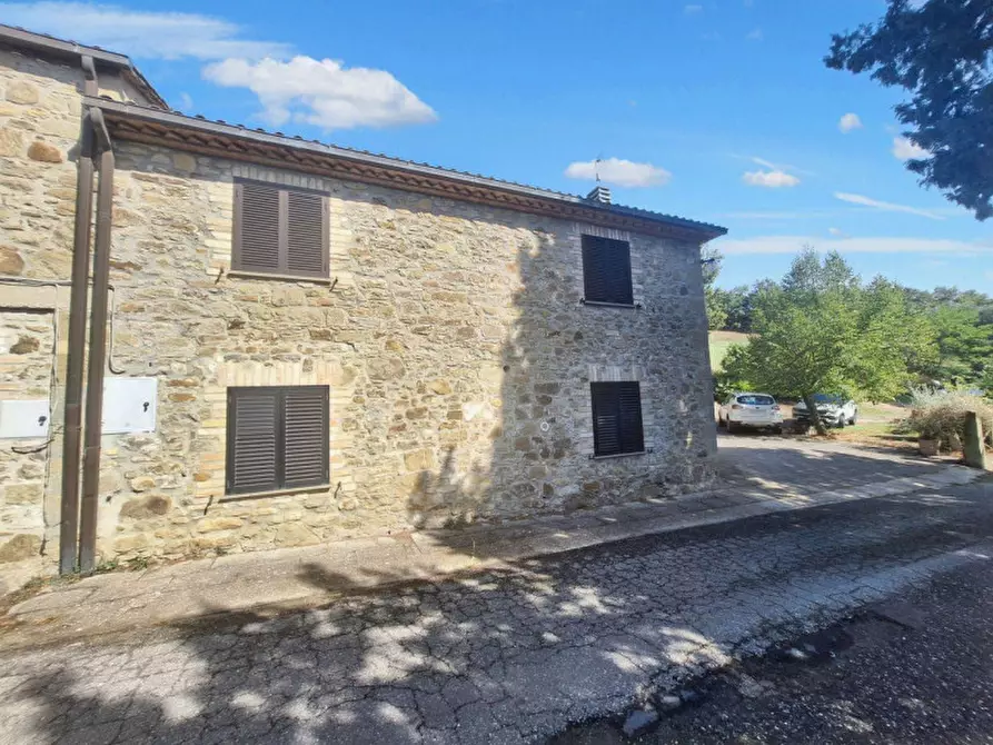 Immagine 3 di Appartamento in vendita  in Vocabolo Casemasce - SP380, N. snc a Todi