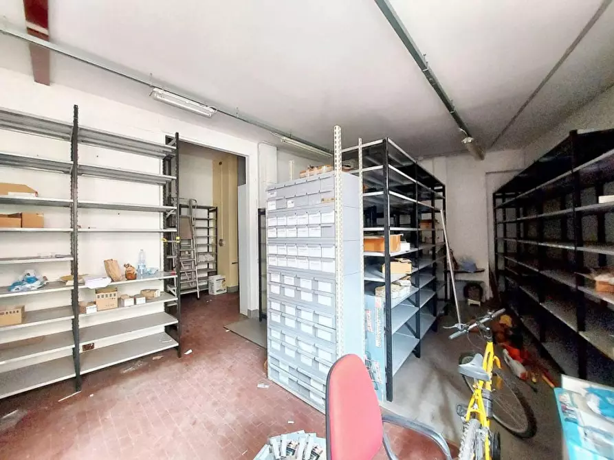 Immagine 4 di Magazzino in vendita  in Via Milazzo, N. 30 a Tortona