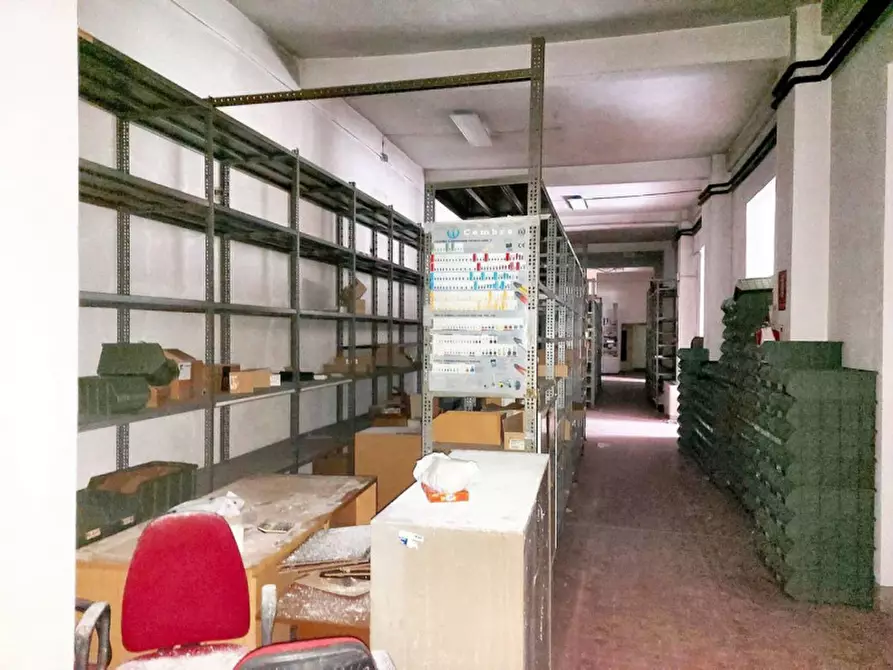 Immagine 5 di Magazzino in vendita  in Via Milazzo, N. 30 a Tortona