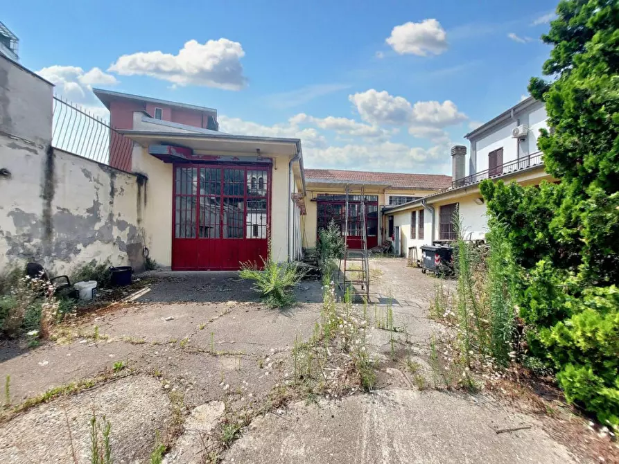 Immagine 14 di Magazzino in vendita  in Via Milazzo, N. 30 a Tortona