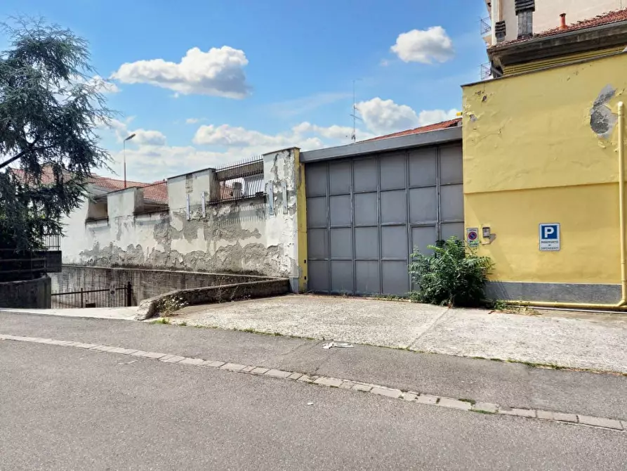 Immagine 18 di Magazzino in vendita  in Via Milazzo, N. 30 a Tortona