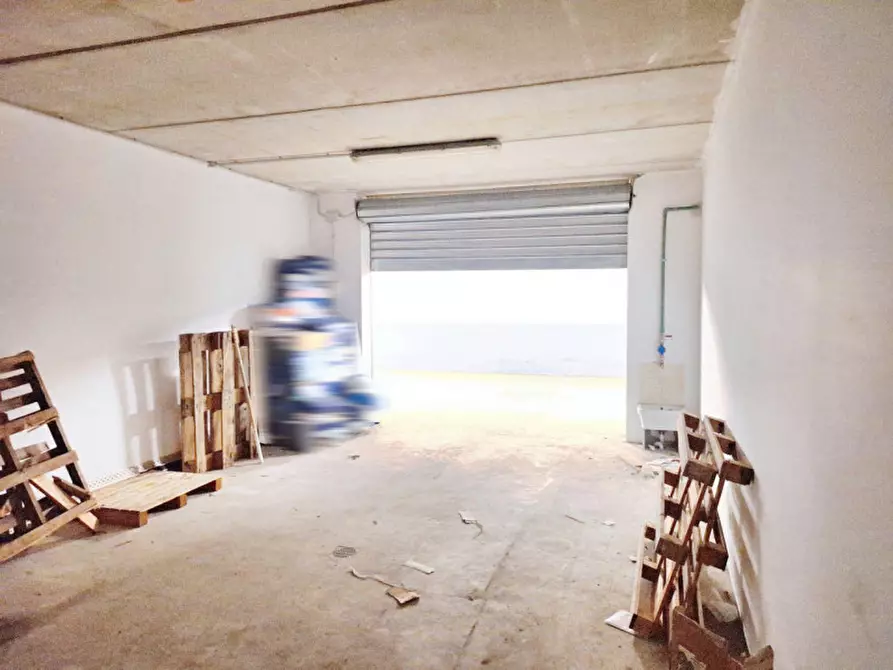 Immagine 3 di Posto auto in vendita  in Viale Regione Siciliana Nord - Ovest, N. 3440 a Palermo