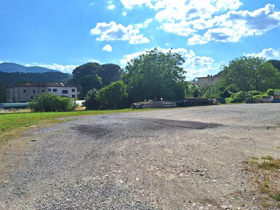 Immagine 12 di Capannone industriale in vendita  in Via Portelle delle Ginestre, N. 8 a Umbertide