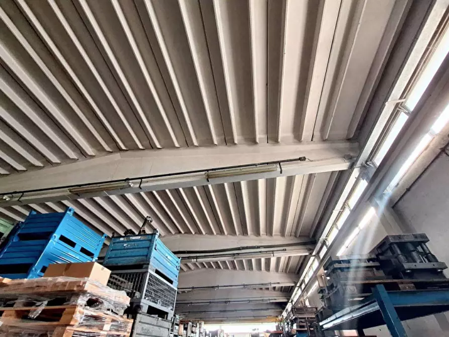 Immagine 19 di Capannone industriale in vendita  in Via Portelle delle Ginestre, N. 8 a Umbertide