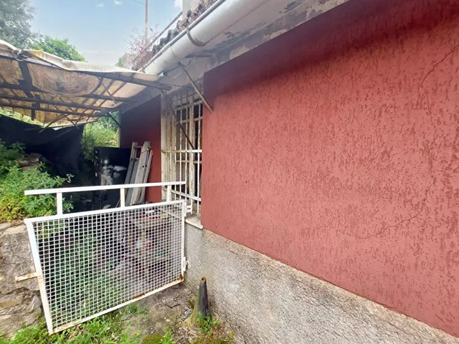 Immagine 6 di Magazzino in vendita  in Frazione Vicomorasso - Via Achille Grandi, N. 1 a Sant'olcese