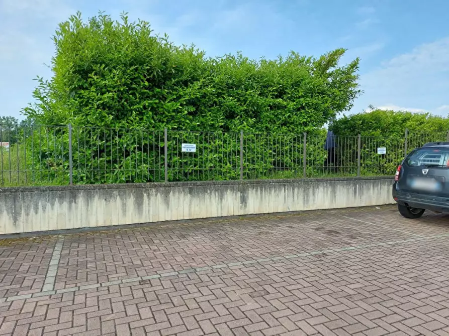 Immagine 3 di Posto auto in vendita  in Strada Falcettini, N. 1 a Chieri