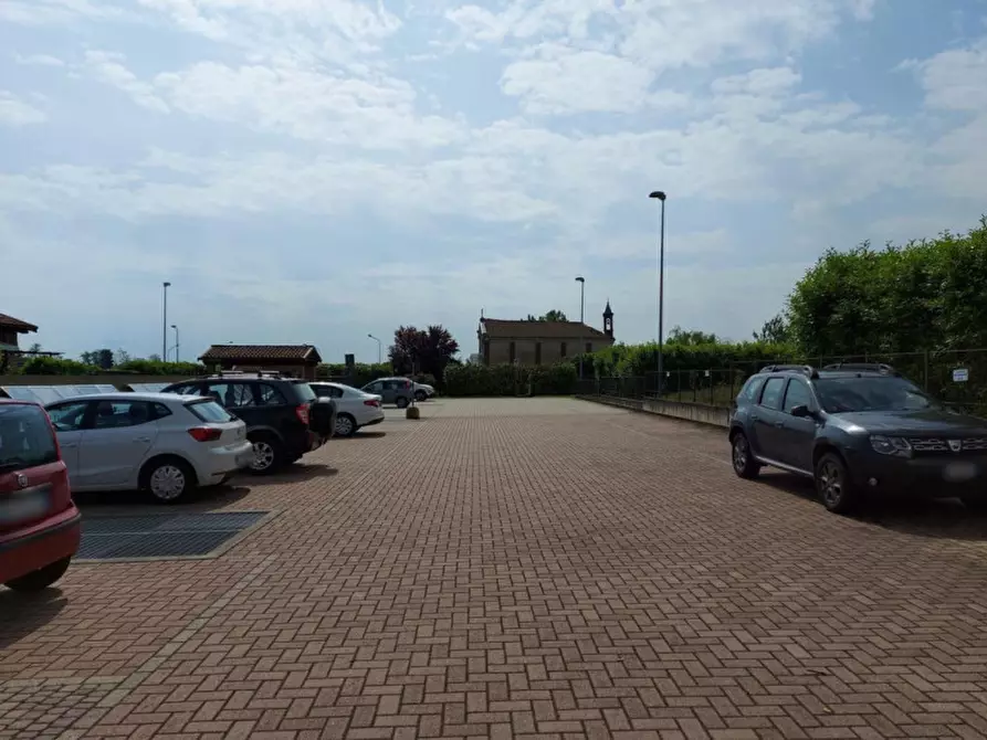 Immagine 7 di Posto auto in vendita  in Strada Falcettini, N. 1 a Chieri