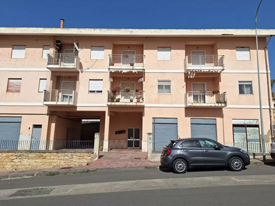 Immagine 3 di Appartamento in vendita  in Via Alcide De Gasperi, N. 72 a Regalbuto