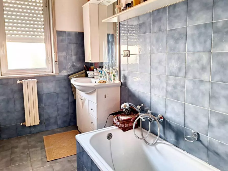 Immagine 10 di Appartamento in vendita  in Via Alcide De Gasperi, N. 72 a Regalbuto