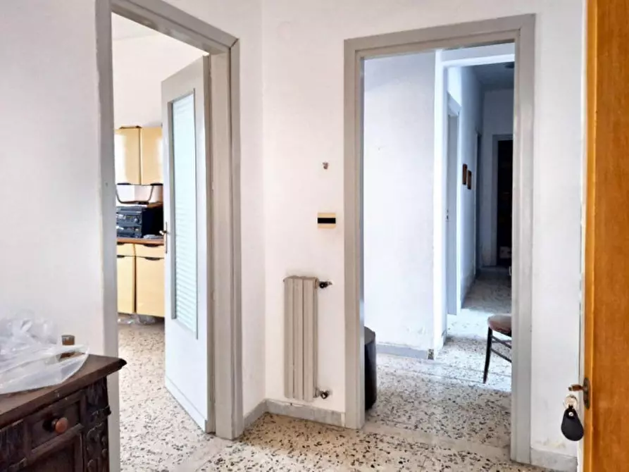 Immagine 5 di Appartamento in vendita  in Via Alcide De Gasperi, N. 66 a Regalbuto