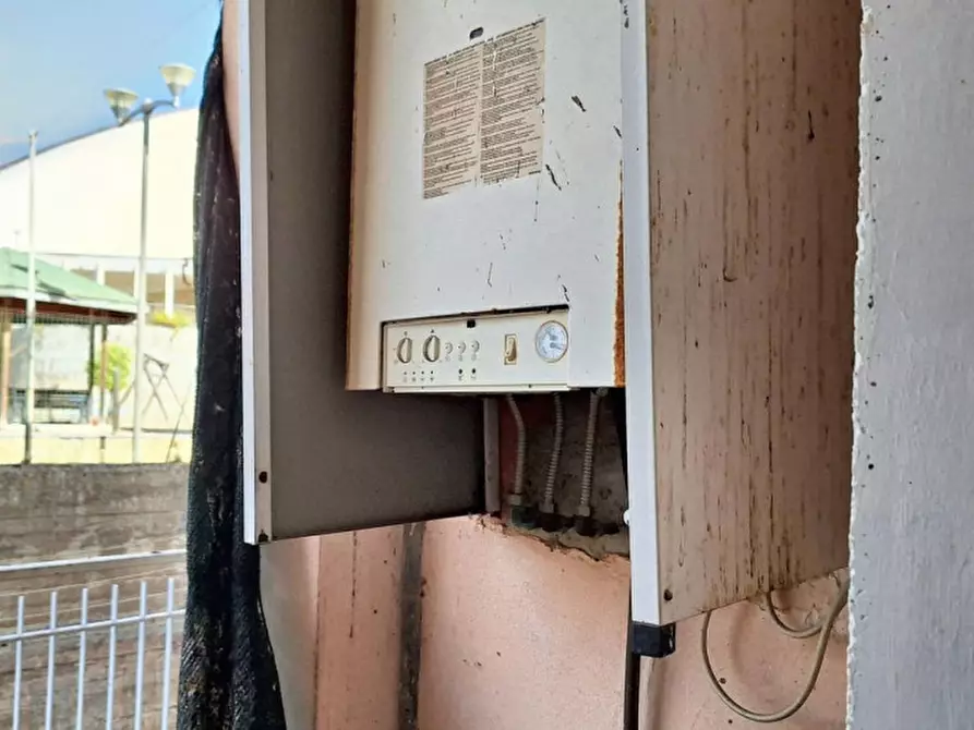 Immagine 13 di Appartamento in vendita  in Via Alcide De Gasperi, N. 66 a Regalbuto