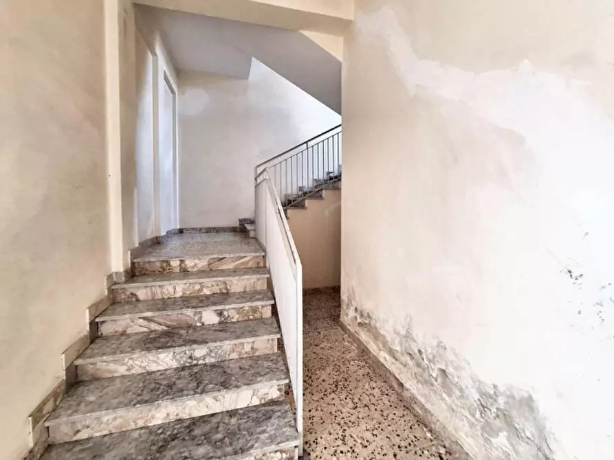 Immagine 14 di Appartamento in vendita  in Via Alcide De Gasperi, N. 66 a Regalbuto