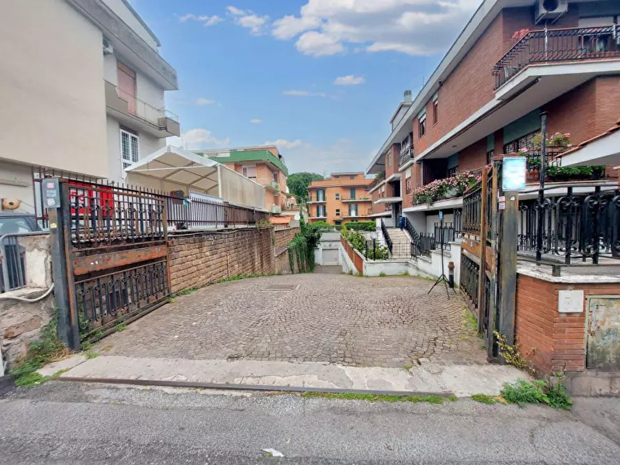 Immagine 13 di Magazzino in vendita  in Via Annia Regilla, N. 123 a Roma